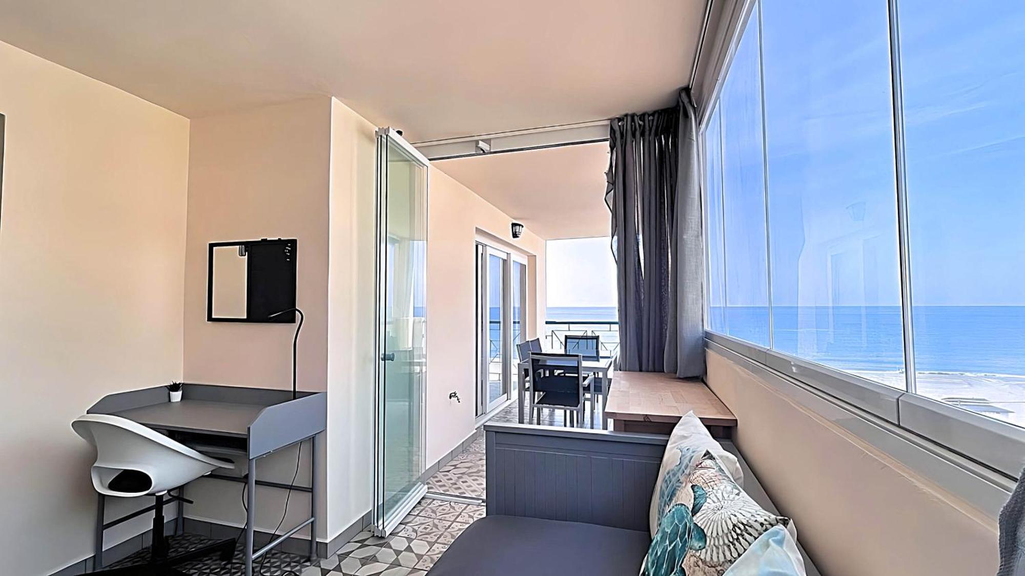 모르체 Atico De Albaida Duplex Frente Al Mar 아파트 외부 사진